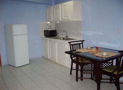 Kanuku Suites Hotel & Apartment จอร์จทาวน์ ภายนอก รูปภาพ