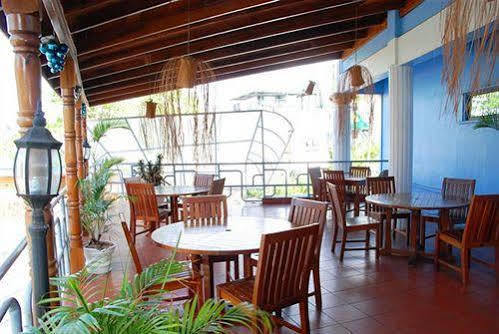 Kanuku Suites Hotel & Apartment จอร์จทาวน์ ภายนอก รูปภาพ
